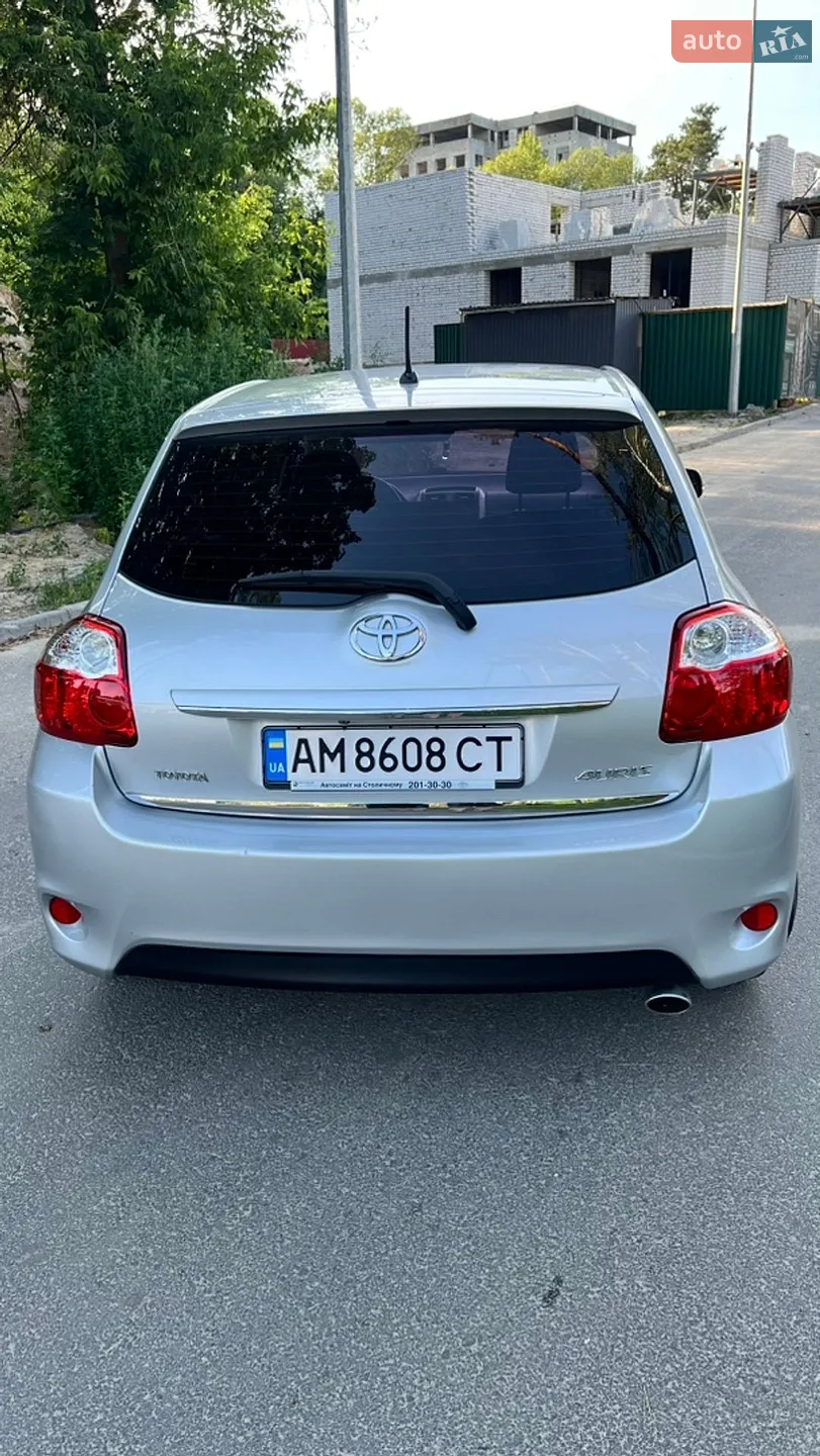 2011 Toyota Auris - мініатюра 10