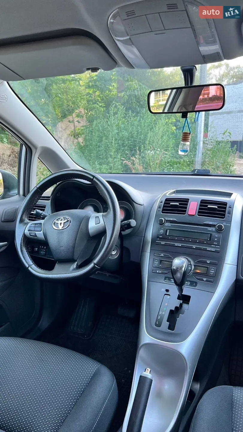 2011 Toyota Auris - мініатюра 29