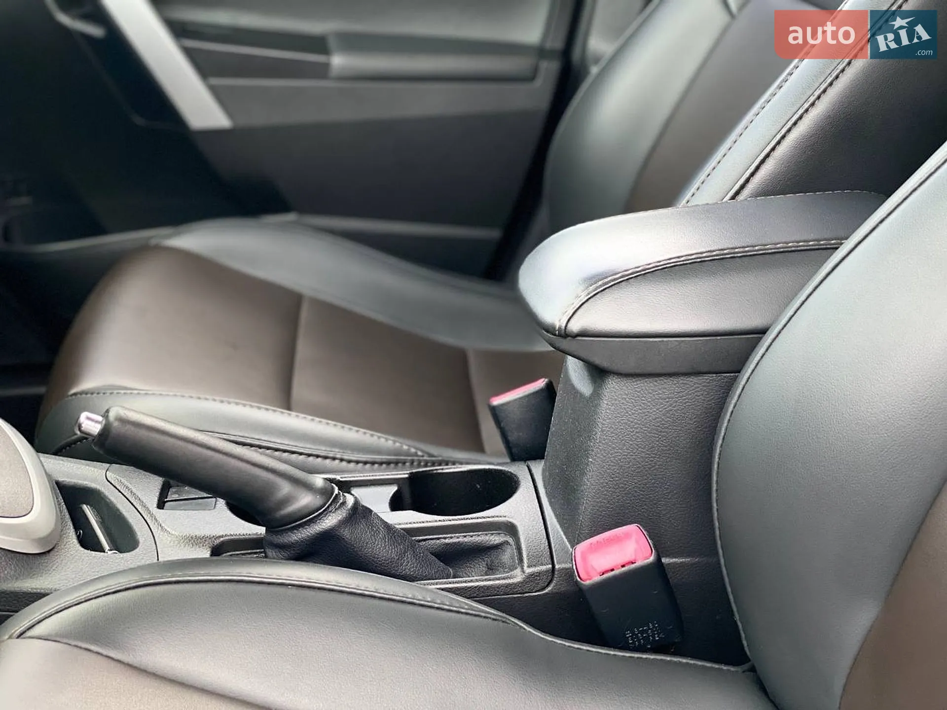 2014 Toyota Auris - мініатюра 40