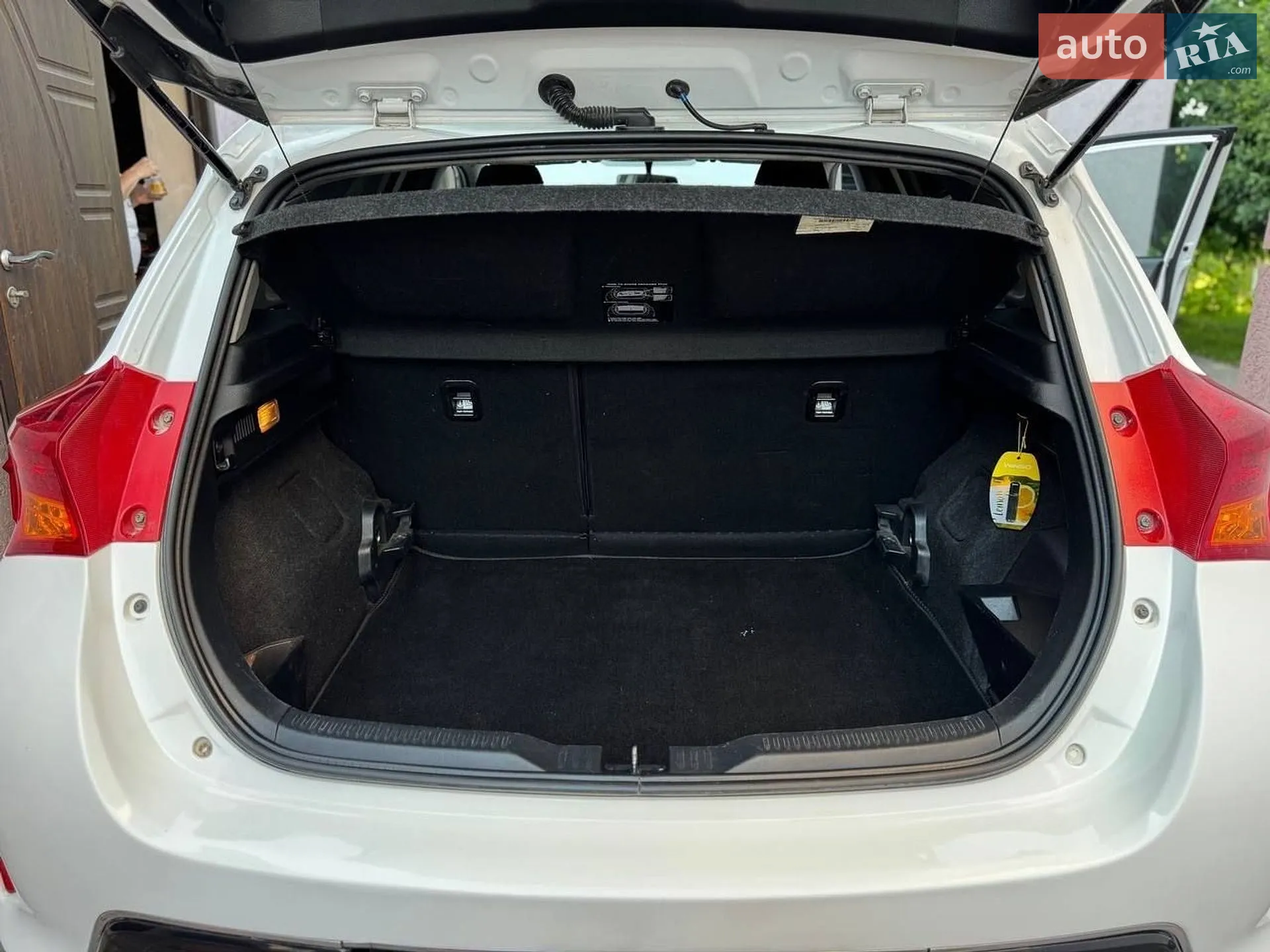 2013 Toyota Auris - мініатюра 5