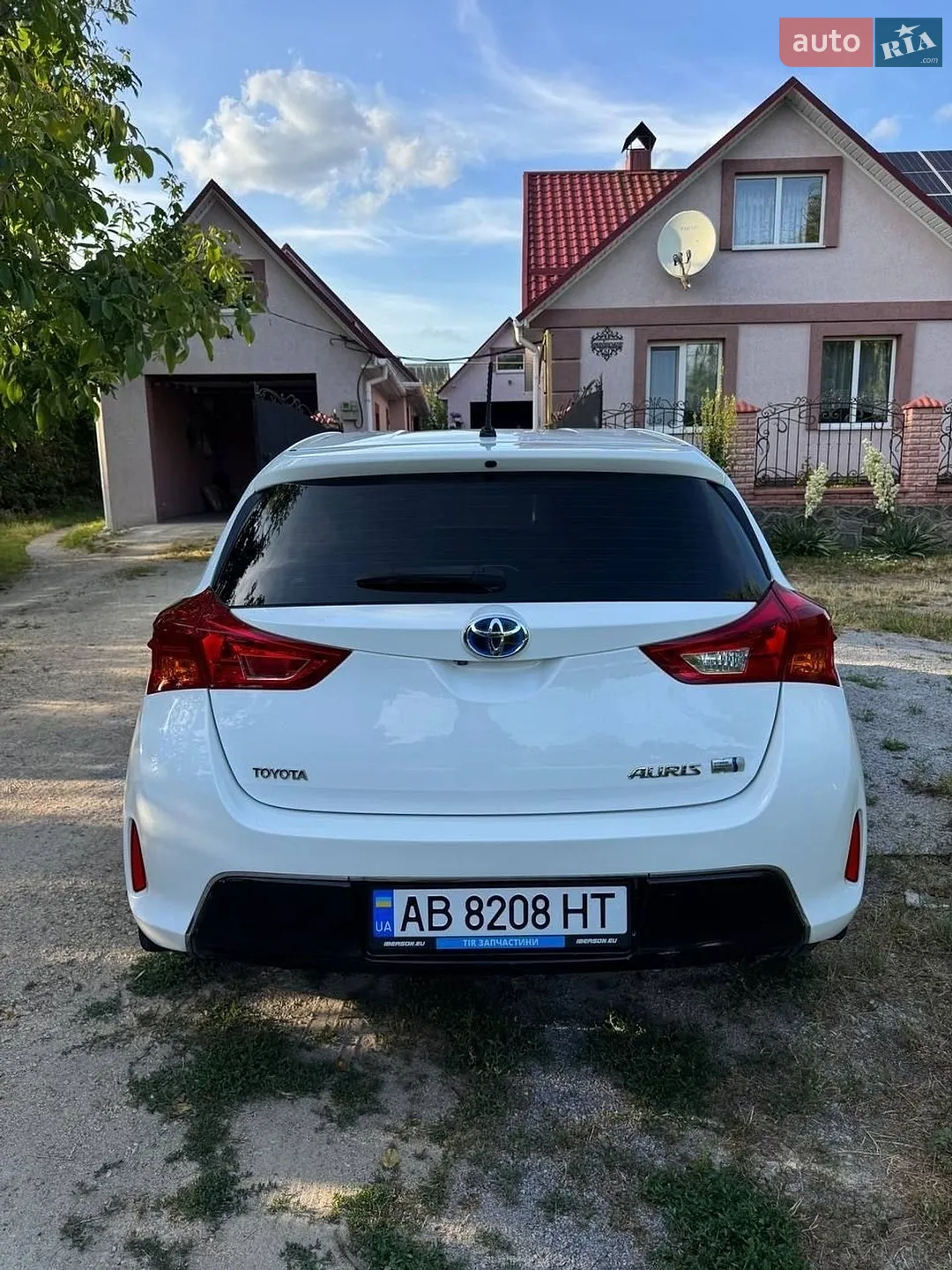2013 Toyota Auris - мініатюра 3