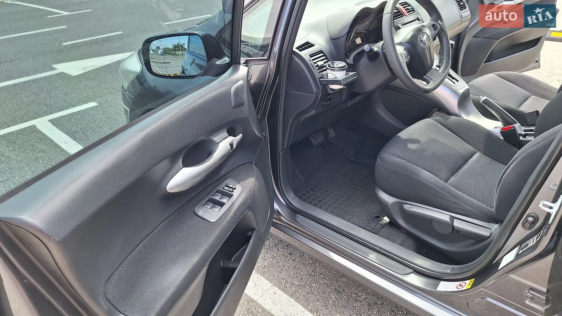 2011 Toyota Auris - мініатюра 21