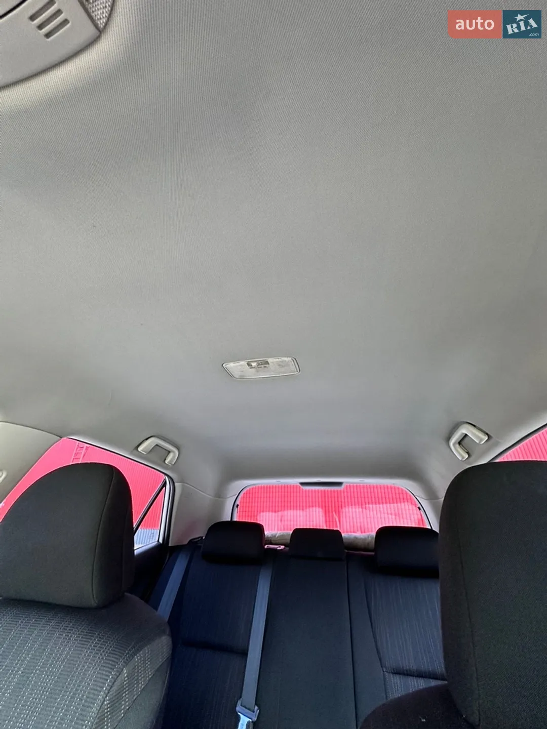 2010 Toyota Auris - мініатюра 9