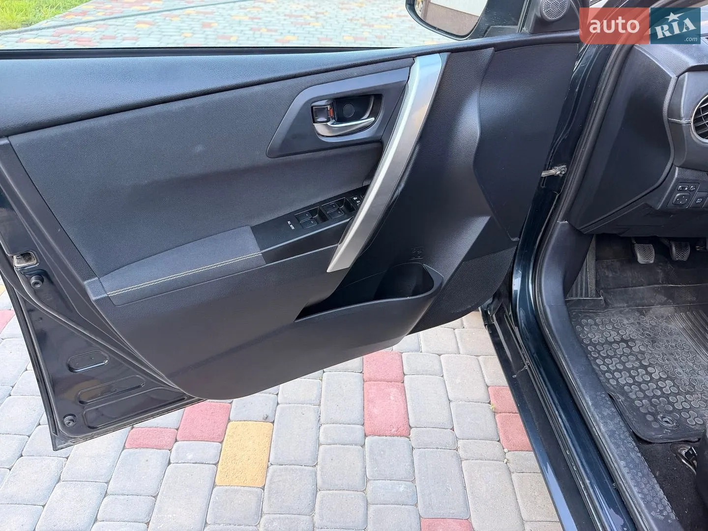 2014 Toyota Auris - мініатюра 18