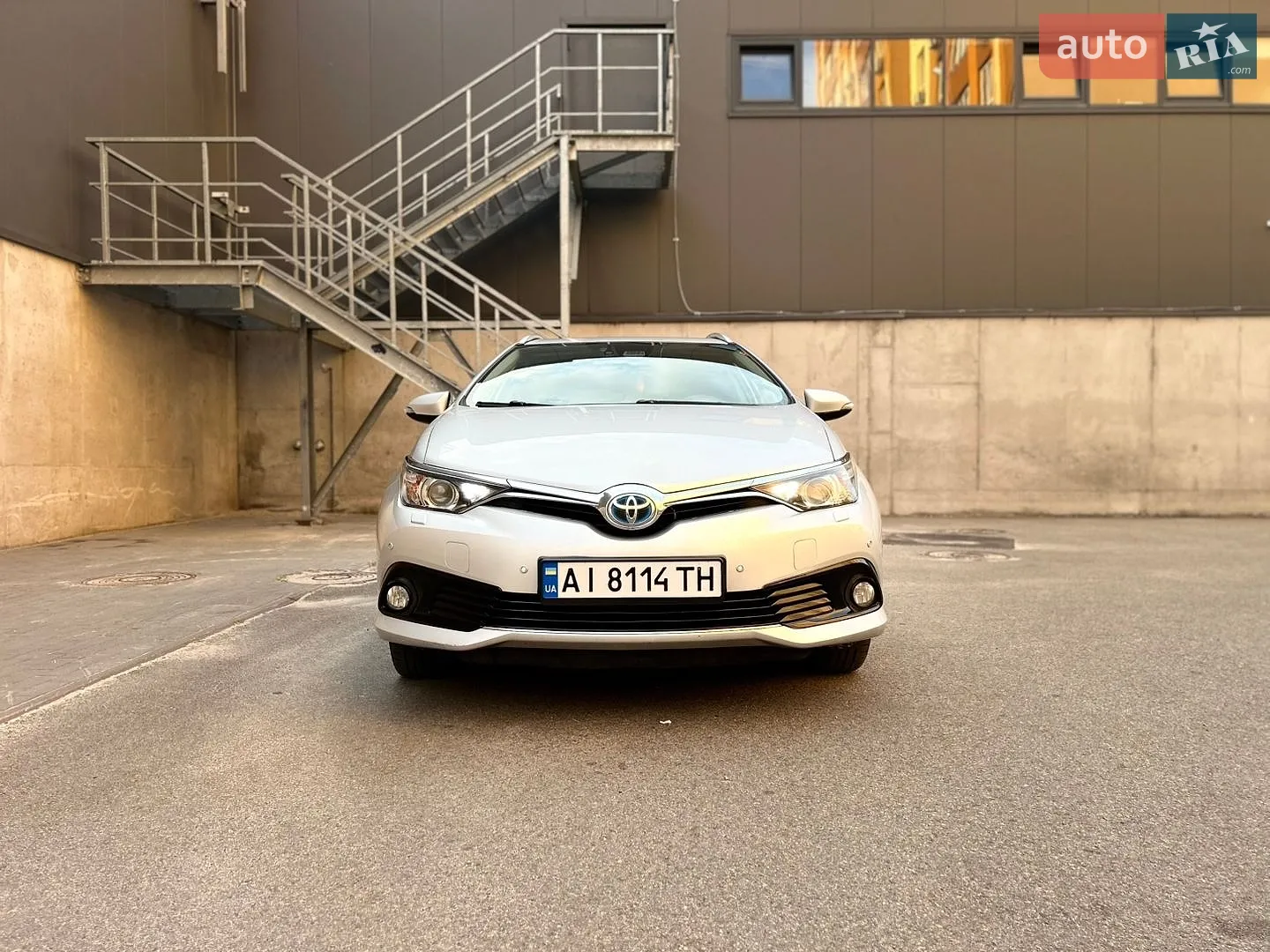 2015 Toyota Auris - мініатюра 2