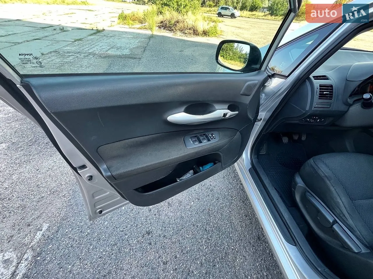 2011 Toyota Auris - мініатюра 4