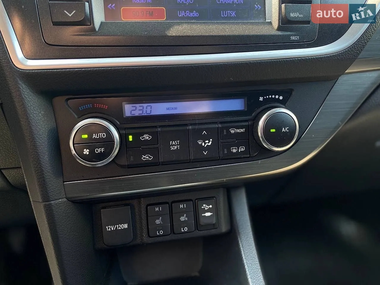 2013 Toyota Auris - мініатюра 34