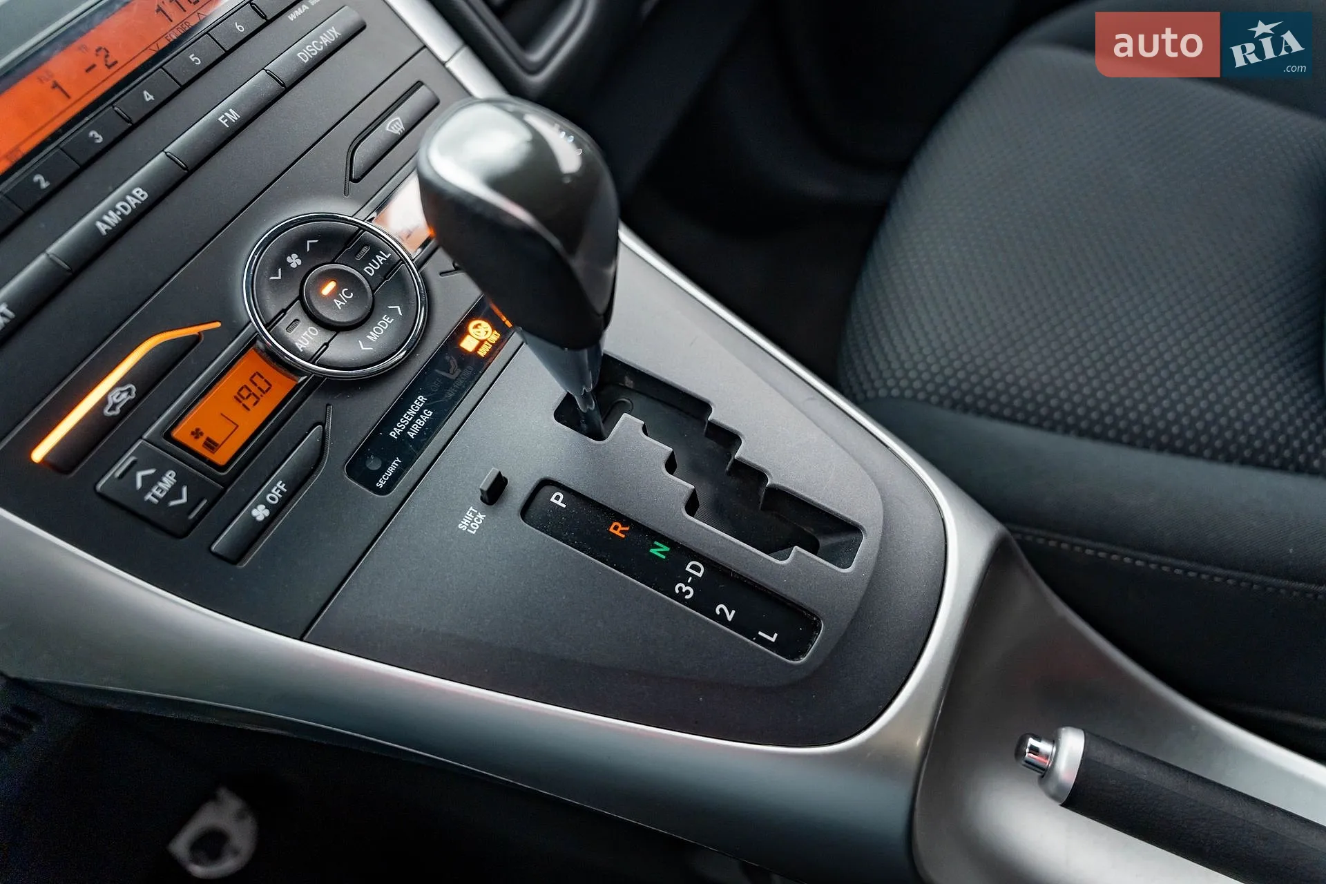 2012 Toyota Auris - мініатюра 17
