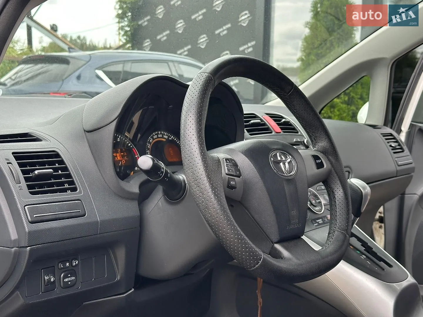 2011 Toyota Auris - мініатюра 13