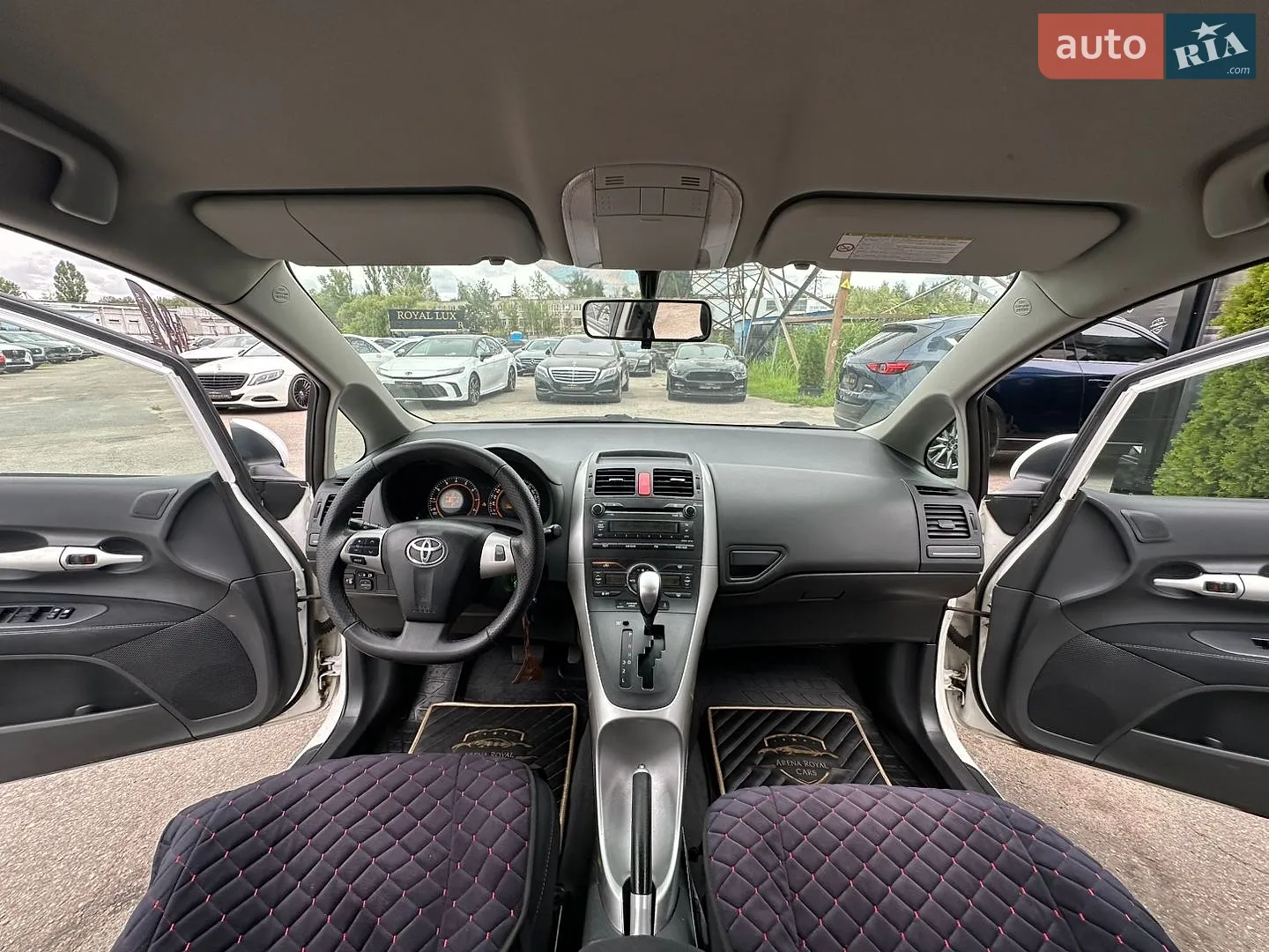 2011 Toyota Auris - мініатюра 18
