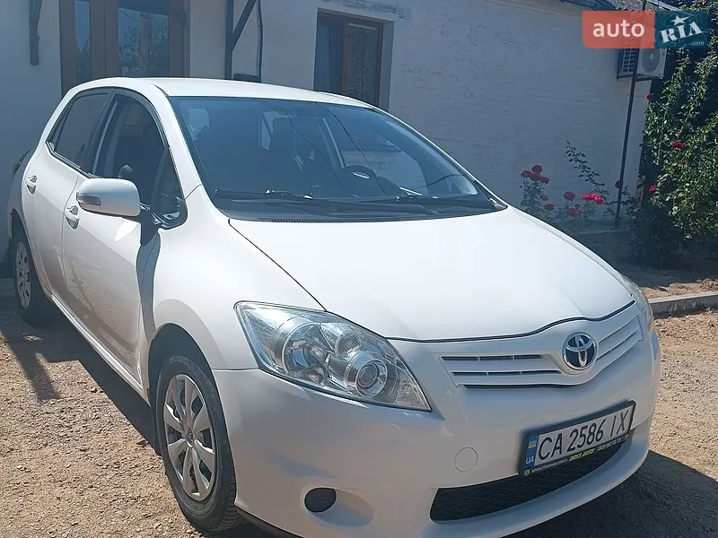 Toyota Auris