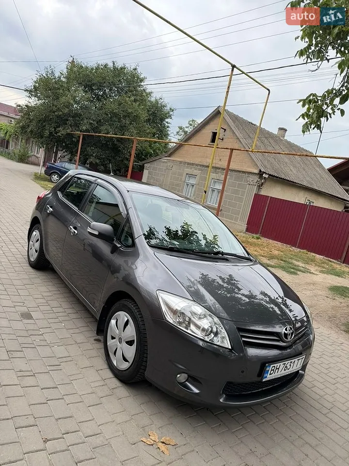 2010 Toyota Auris - мініатюра 14