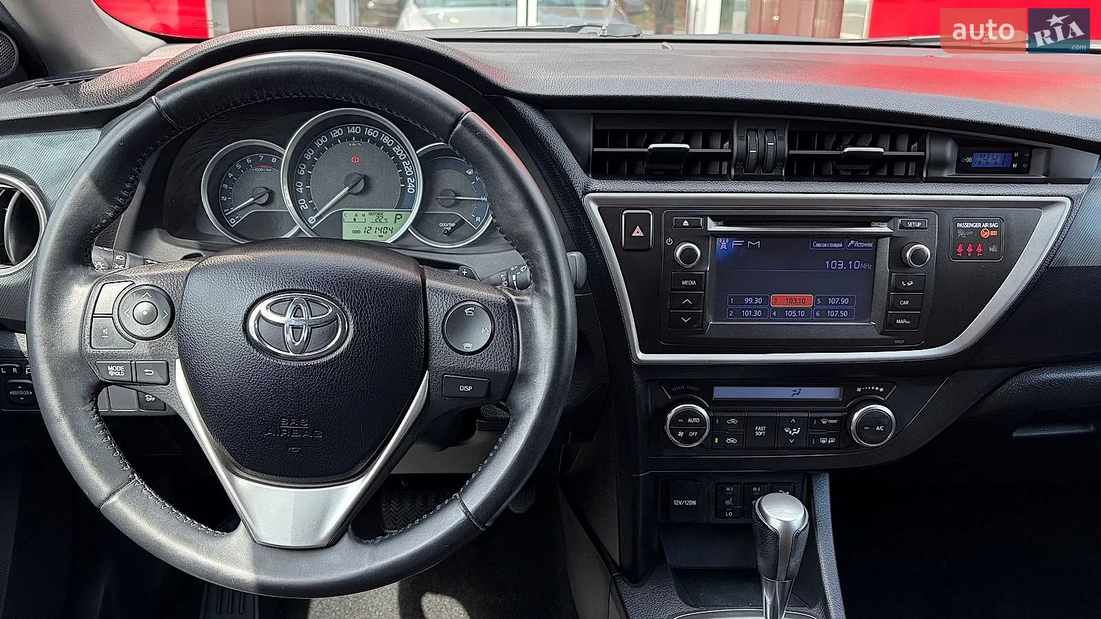 2012 Toyota Auris - мініатюра 9