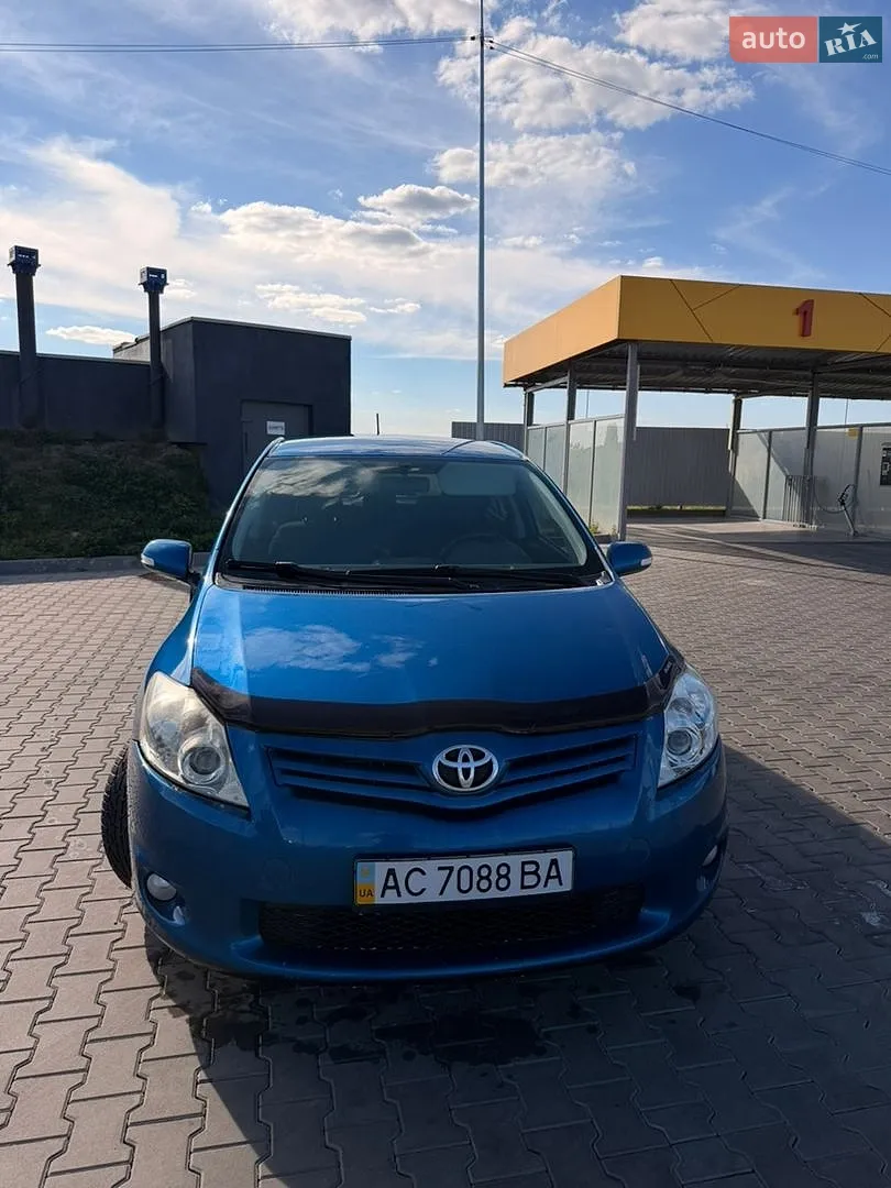 2011 Toyota Auris - мініатюра 3