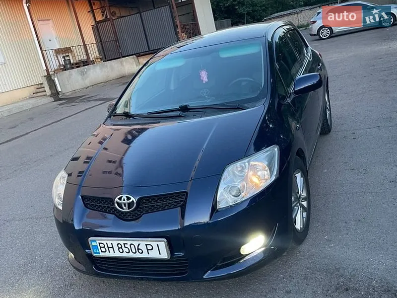 Toyota Auris