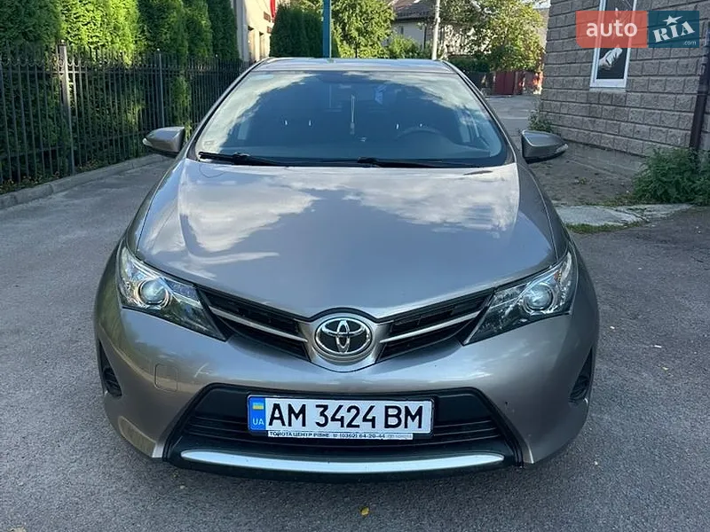 Toyota Auris