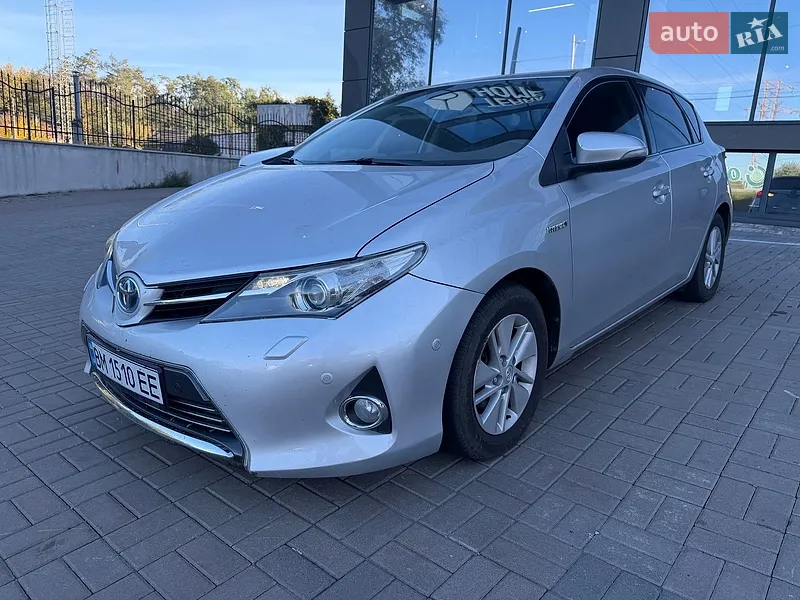 Toyota Auris 2012