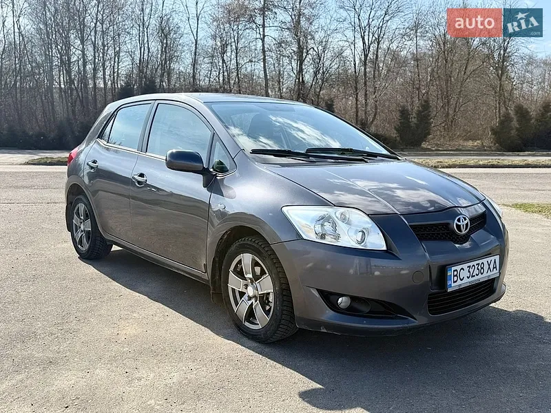 Toyota Auris
