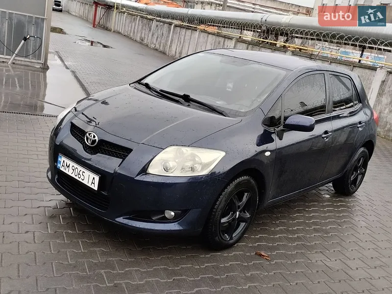 Toyota Auris