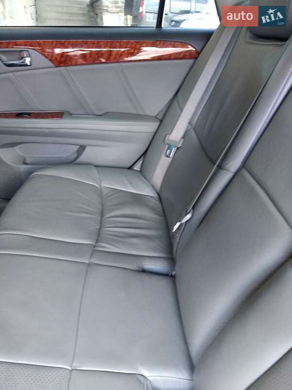 Седан Toyota Avalon 2007 в Черкассах