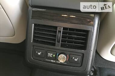 Седан Toyota Avalon 2013 в 