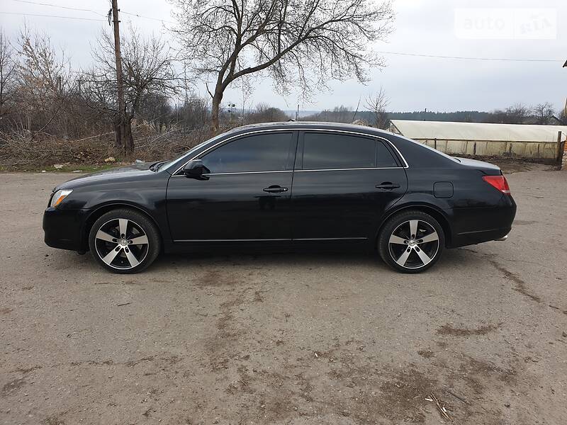 Седан Toyota Avalon 2006 в Харкові