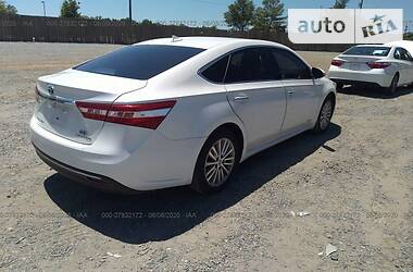 Седан Toyota Avalon 2013 в Одесі