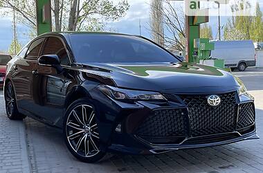 Седан Toyota Avalon 2018 в Одессе