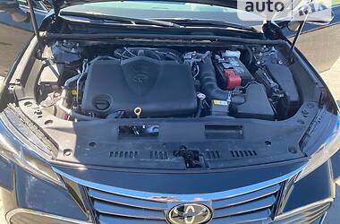 Седан Toyota Avalon 2018 в 