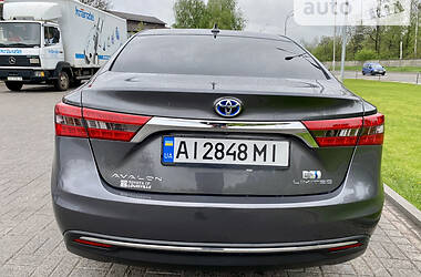 Седан Toyota Avalon 2013 в Киеве