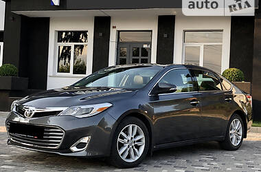 Toyota Avalon 2013