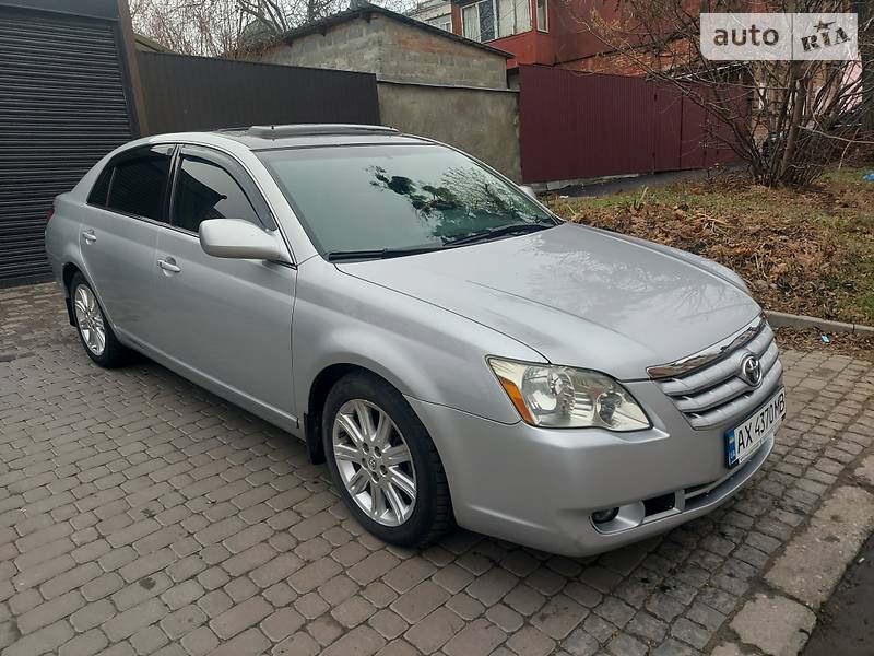 Седан Toyota Avalon 2006 в Харкові