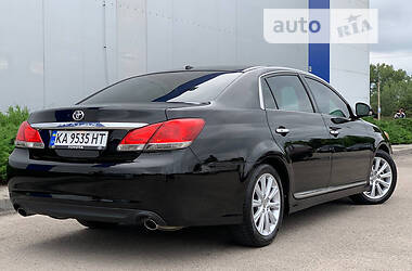 Седан Toyota Avalon 2012 в Дніпрі