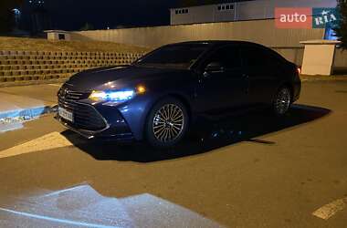 Седан Toyota Avalon 2019 в Киеве