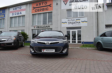 Седан Toyota Avalon 2013 в Львове