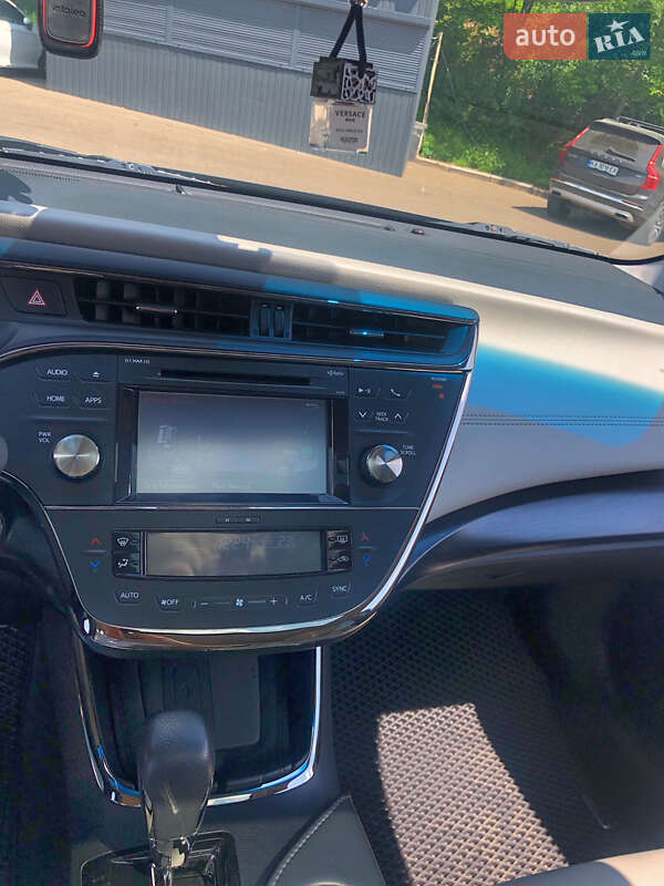 Седан Toyota Avalon 2017 в Києві фото 5 Седан Toyota Avalon 2017 в Києві
