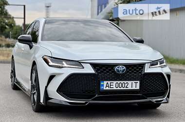Седан Toyota Avalon 2021 в 