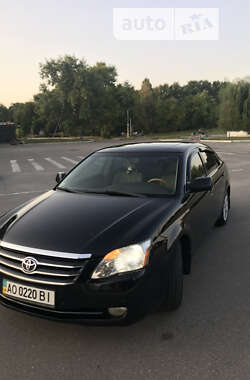 Седан Toyota Avalon 2006 в Львове