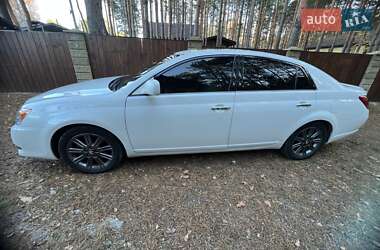 Седан Toyota Avalon 2008 в Киеве