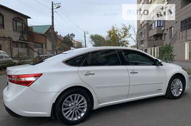 Седан Toyota Avalon 2013 в Одесі