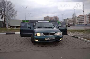 Седан Toyota Avalon 1997 в Києві