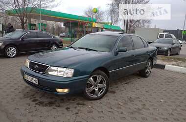 Седан Toyota Avalon 1997 в Києві