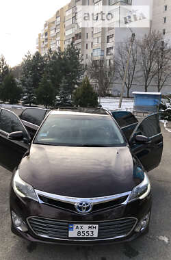 Седан Toyota Avalon 2015 в Харькове