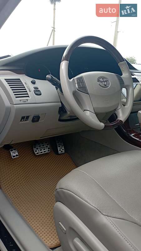 Седан Toyota Avalon 2007 в Куликівці