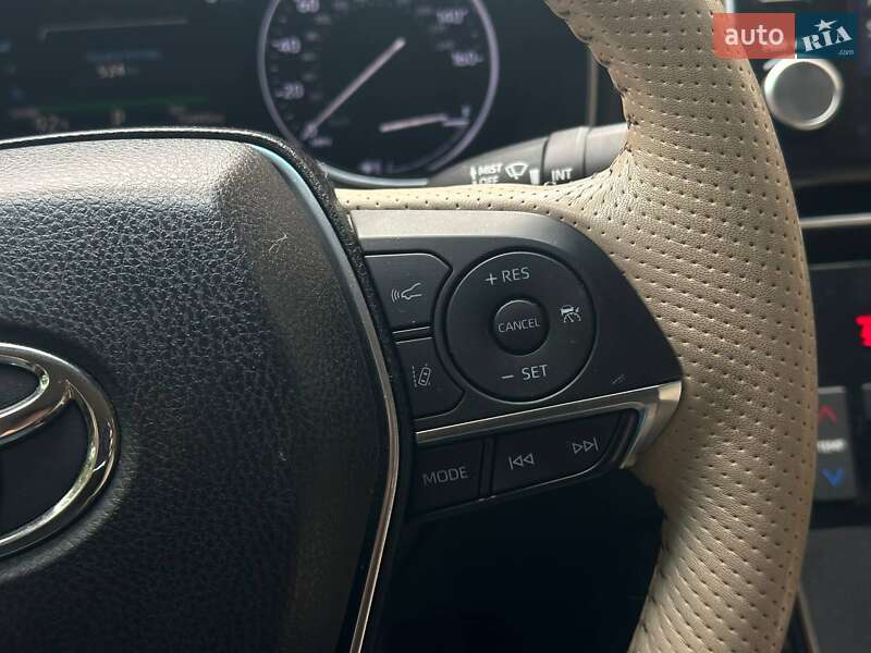 Седан Toyota Avalon 2018 в Одессе