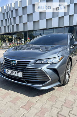 Седан Toyota Avalon 2020 в Одесі