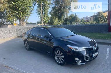 Седан Toyota Avalon 2013 в Львове