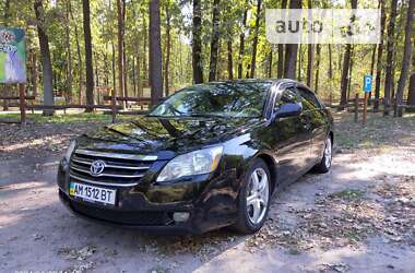 Седан Toyota Avalon 2006 в Киеве