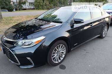 Седан Toyota Avalon 2015 в Киеве