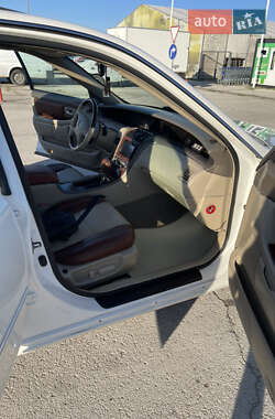 Седан Toyota Avalon 2002 в 